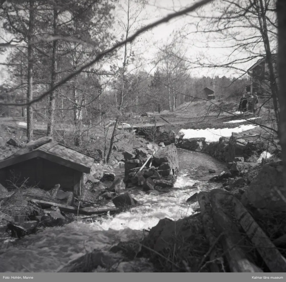 Hyttan. Lämningar efter Gladhammars kopparhytta. 1954.