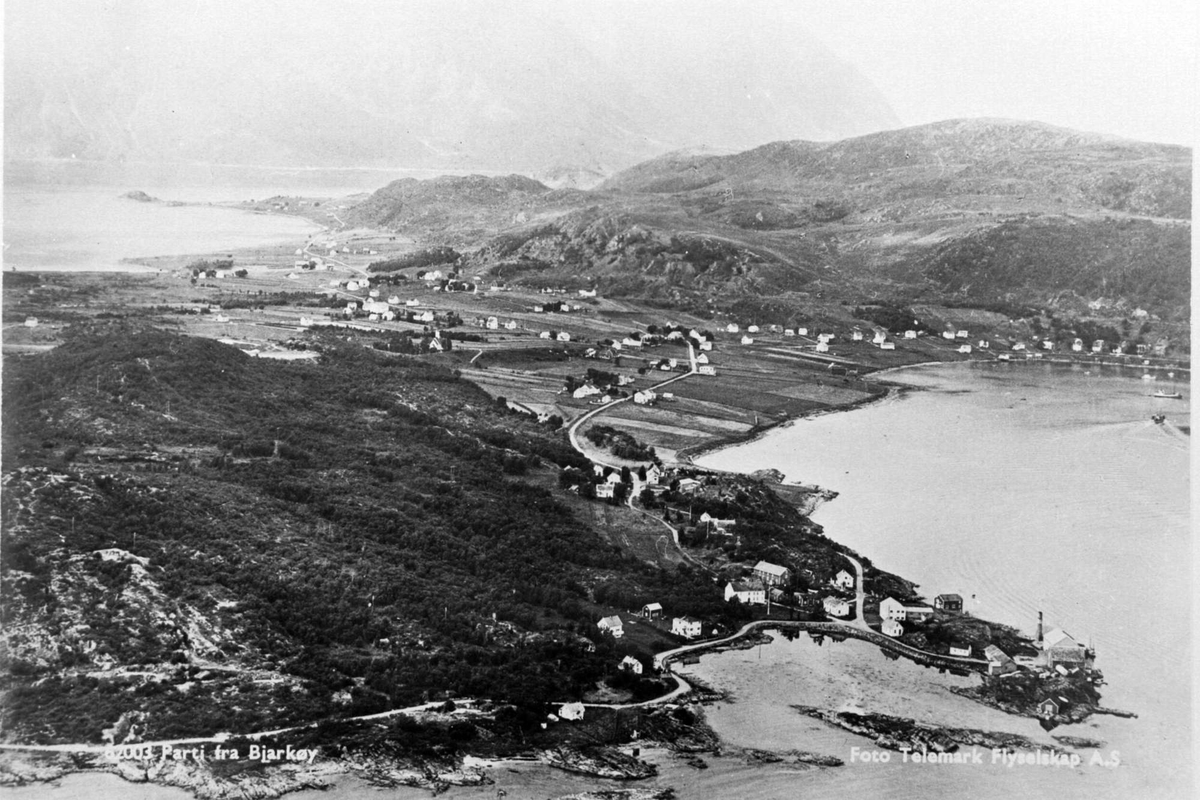 Bebyggelse og landskap på Bjarkøy.