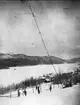 Björnänge Jämtland, resning av 25 meters mast till gnistradiostation m/1915.