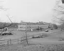 Dokumentation av Ambassadeur-rullen (fiskeredskap).
Fabriksbyggnaden ligger parallellt med Mörrumsån.