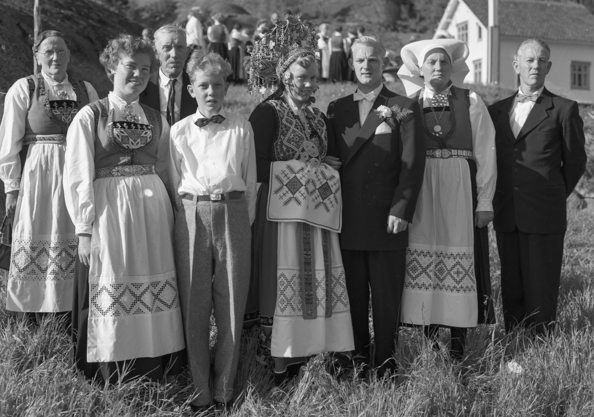 Brudepar Margreta f. Tveit og Henning Rønning