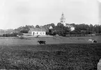 Skärkinds station 1900.

Dagmar Eriksén drev fotofirma i Skövde (Södra Långgatan 12), Söderköping, Norrköping (Drottninggatan 36), Katrineholm och Stockholm (Drottninggatan 55). Dotter till fotograferna Annie och P. A. Eriksén. Deras övriga barn Harald, Hilda, Söborg och Anton var också fotografer.