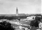 Karin Bäckström f. 1880 drev fotoateljé på Vasagatan 5 i Töreboda. Hon tog över den av sin far Thure Bäckström, som hade etablerat firman 1886, och hon drev den mellan 1896 -1916.
Karin Bäckström gifte sig år 1917 med John Knape.