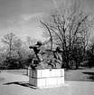 Skara. 
Fotohandlarmöte i Stockholm slutet av 1940-talet. Gösta Johansson, Fotocentralen. Göran Pettersson o Tittie.