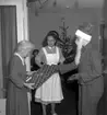 Skara. 
Viktoriagården. 
Jultomte 24/12 1961.