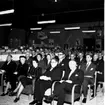 Skara. Mejeriförbundets ostutställning 26/11 1955 i Teaterhuset. Landshövdingparet Domö m.fl.