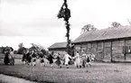 Skara.
Midsommarafton i Fornbyn 1951.