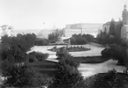 Stockholm. 
Kungsträdgården och slottet.