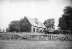 Hällestads gamla kyrka.