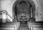 Götene sn. 
Kyrkan, Långhuset och  koret från väster.

Fototid: 18/11 1963.