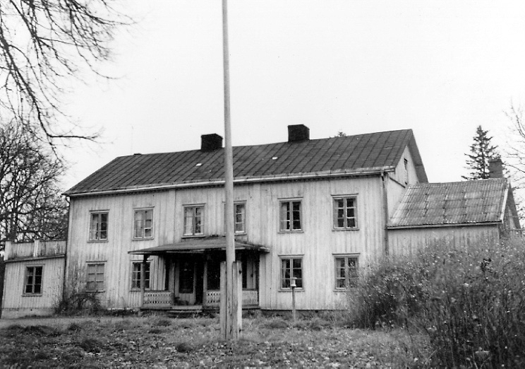 Skräddarmästare Carl G. Petterssons samling, Törestorp, Daretorp. Fotona är från slutet av 1800-talet till början av 1900-talet.