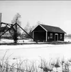 Forsvik, lagerbyggnad och lastbrygga vid Göta Kanal. Foto taget omkr 1960.