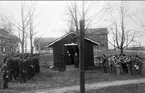 Axevalla, okänd officersbegravning. Foto: Werner Lindhe. Vykort. Förstoring 33 x 51 cm. Neg finns.