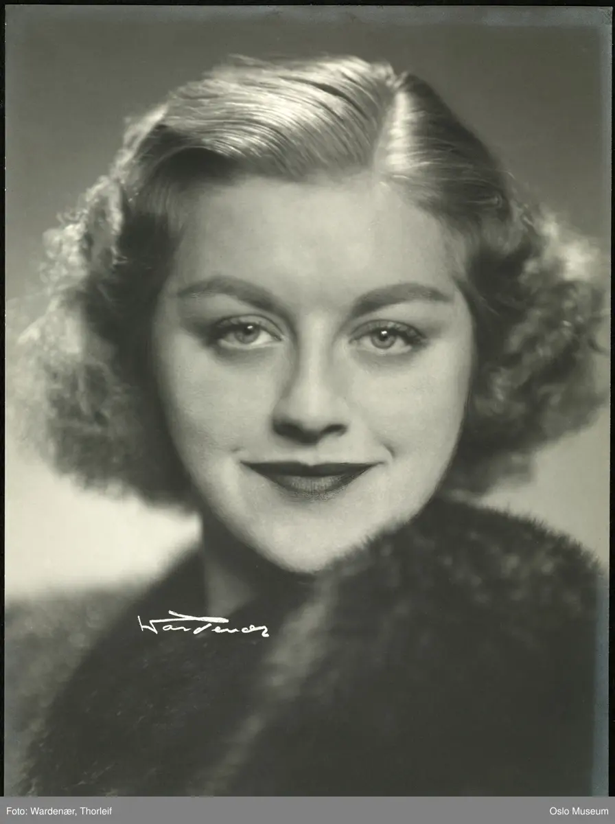 Bye, Aase (1904 - 1991)