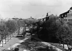 Gävle stad  Norr, Esplanaden.
Rådhusesplanaden med Vasaskolan till höger omkring 1915.