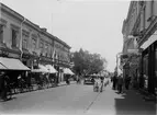 Drottninggatan. mot öster. I bakgrunden Esplanaden.