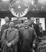 Kooprerations-skytte. 1942

Övre raden: Olle Källberg, Alex Källberg, Gustav Källberg.

Nedre raden: Sigurd Källberg och Bertil Källberg.