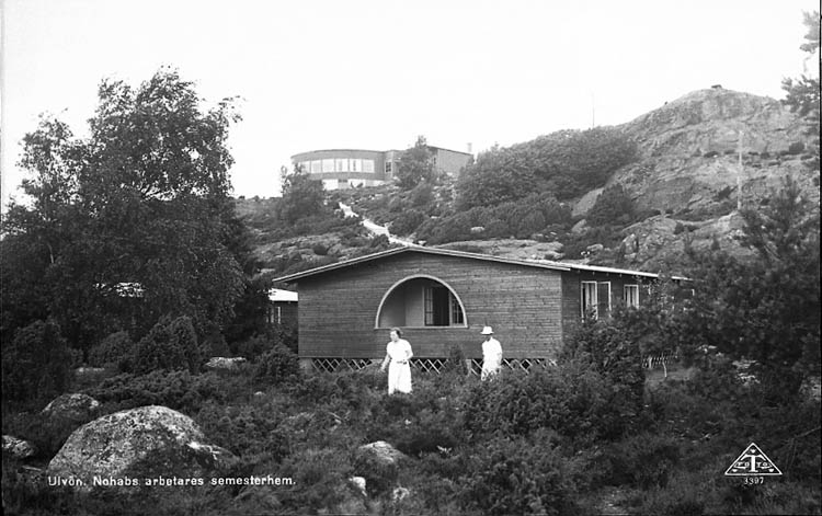 Enligt Bengt Lundins noteringar: "Ulvesund. Ulvöbadens restaurant och paviljong. Foto BL 1806".