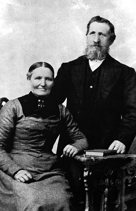 Kristian Johannessen (1842-1932) og Kristine Kristiansd. (1840-1914), Engelien (85/2).