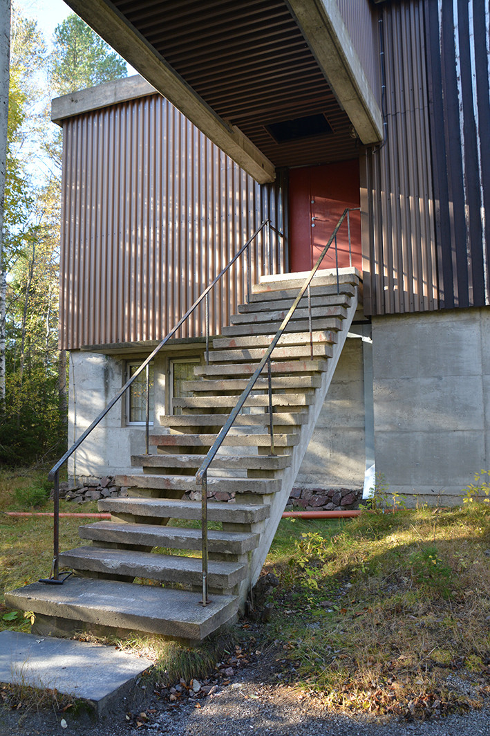 Holtberget bardunert gittermast i Kongsvinger, en  frekvensomformer på 162,5 m.