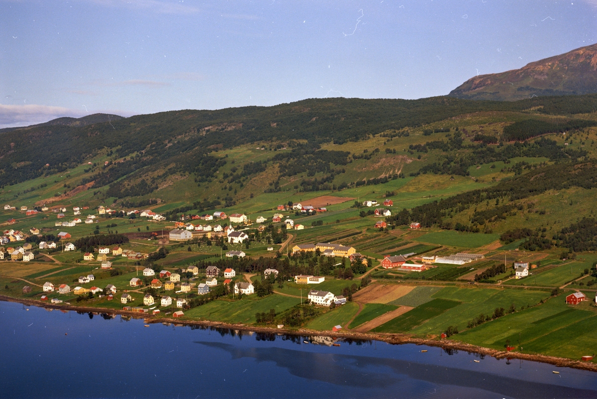Flyfoto fra Borkenes i Kvæfjord.