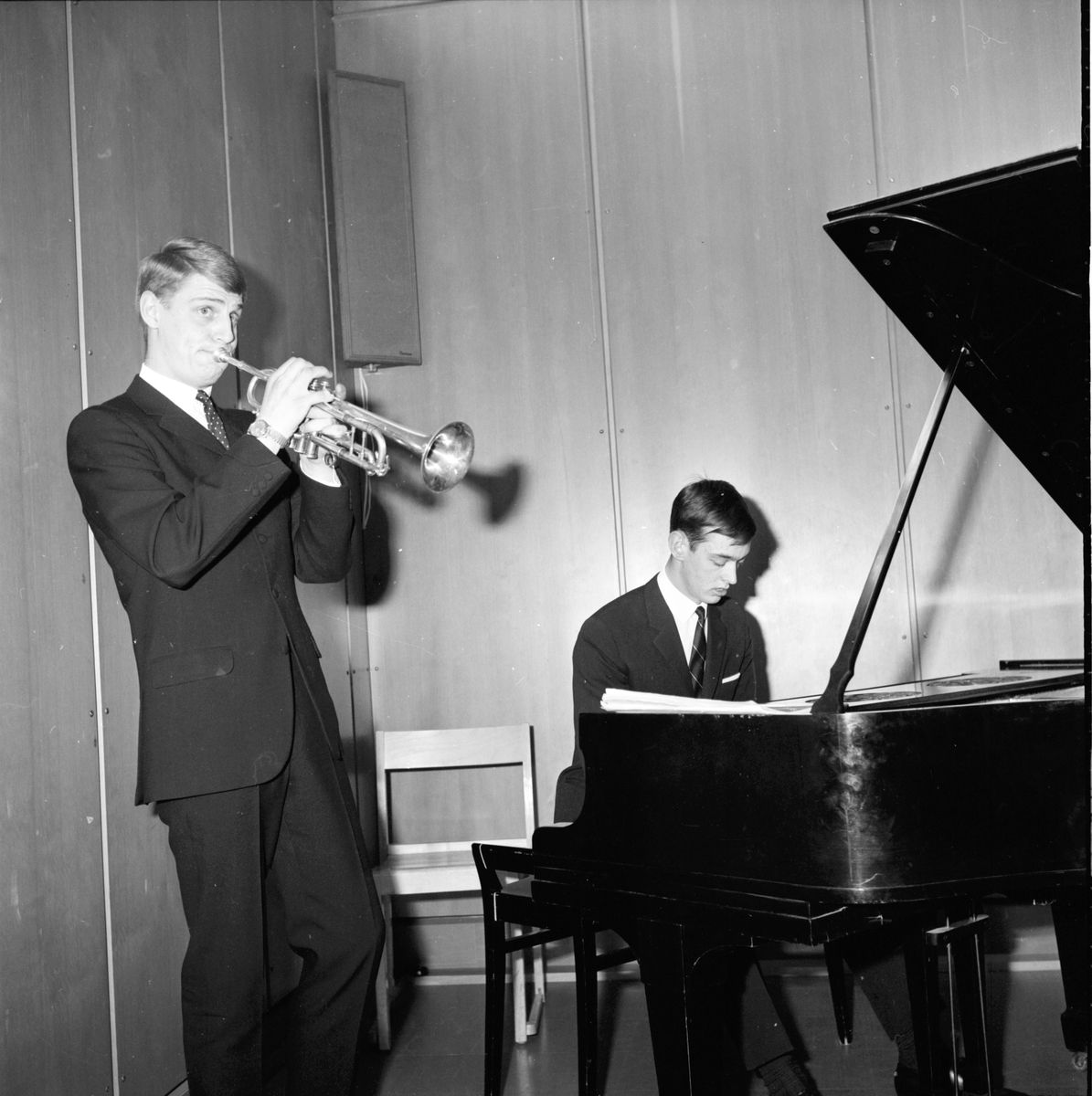 Folkhögskolan,
Föräldraträff,
6 Mars 1966