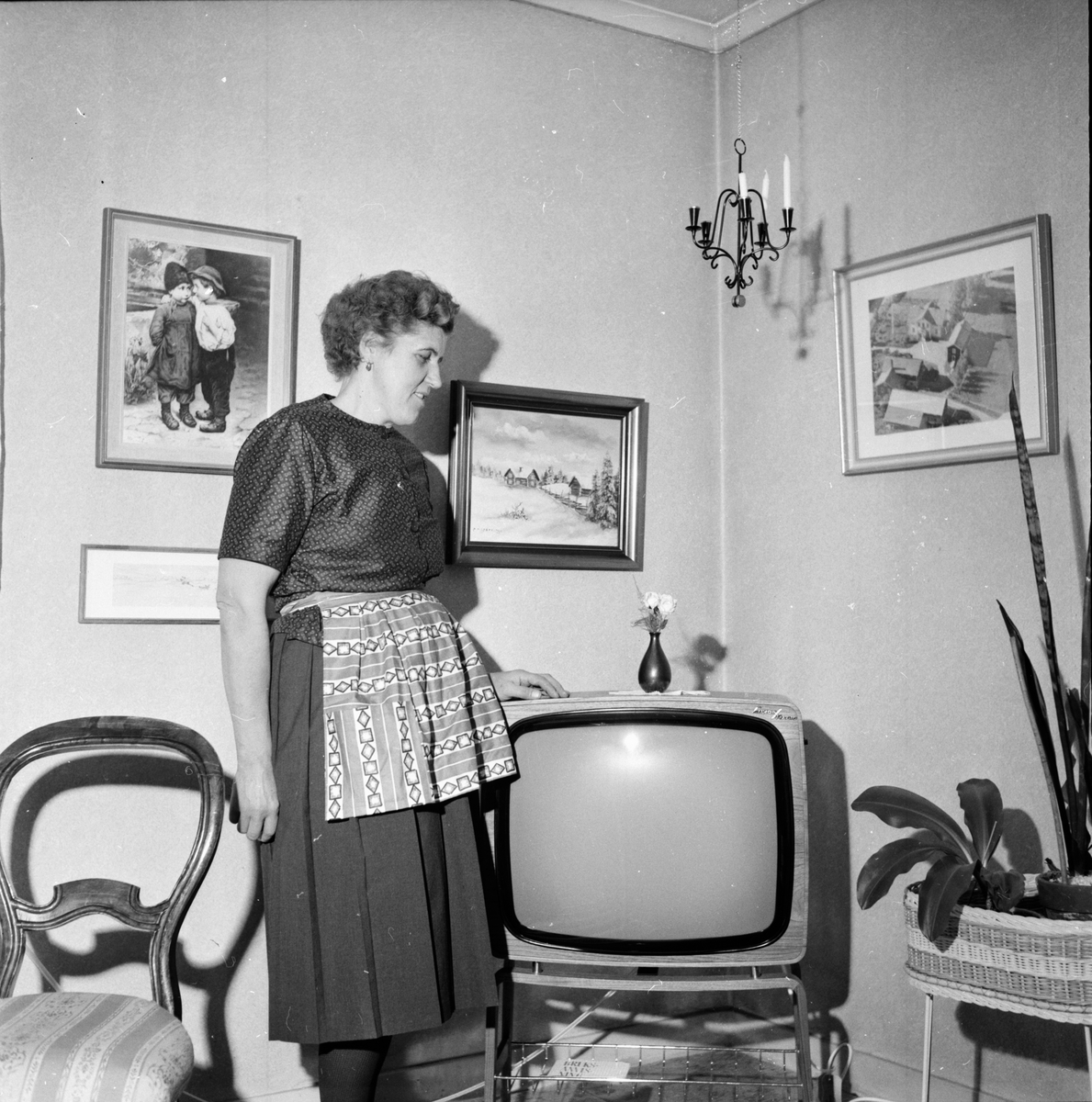 Medsand får lyse,
18 dec 1961