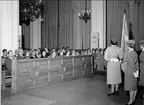 Karlsborg, armelottakårens 25-års jubileum i Garnisonskyrkan år 1959. Fanbärare Astrid Ragnar. Freijds foto.