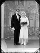 Brudparet Sjöblom från Sandika, Harg socken, Uppland 1927