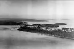 Flygfoto Karlsborg, Rödesund sett från Bottensjön. Fotot taget omkr 1934. Kortet är från K-A Hanssons album.