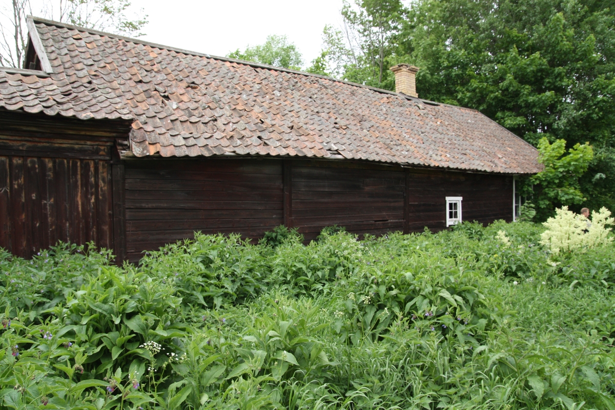 Snickarverkstaden/gamla skolan, Ullfors bruk 1:16, Tierps socken, Uppland 2013