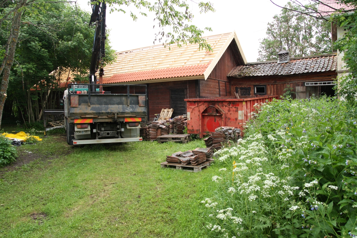 Snickarverkstaden/gamla skolan, Ullfors bruk 1:16, Tierps socken, Uppland 2013