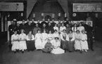 Fästningen, basar eller fest i gamla kyrkan vid östra Vallgatan, omkr år 1900. Kortet finns ej på museet.