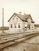 Stationshuset i Skärblacka. Station på järnvägslinjen Finspång-Norrköping som ingick i Norra Östergötlands Järnvägar (NÖJ).