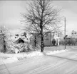 Karlsborg, Hellmérs livsmedel. Fotot taget sent 1950-tal eller tidigt 1960-tal. Bredvid affären i samma hus Skövde Sparbank.