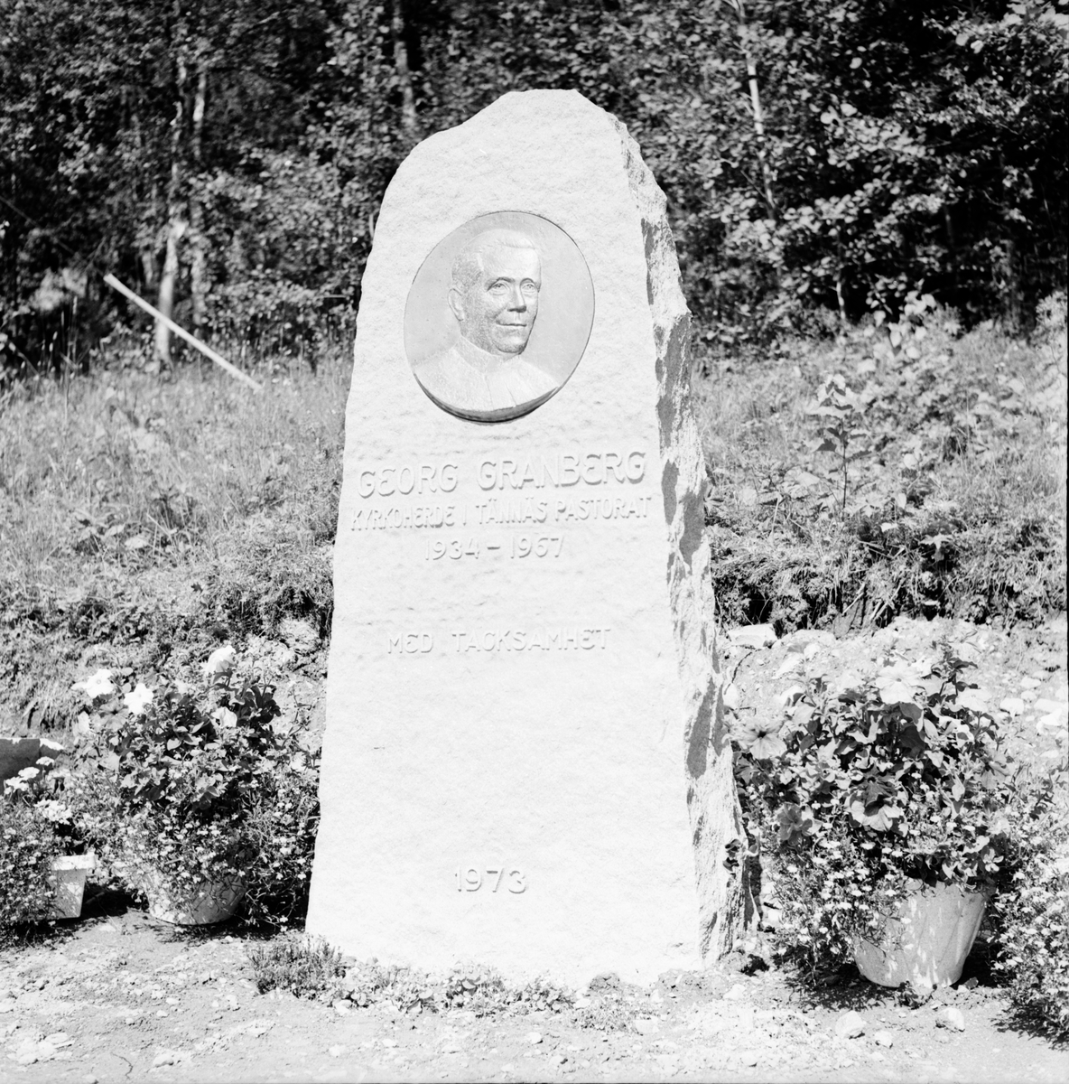 Georg Granberg,
Minnessten vid Funäsdalens kyrka,
Aug 1973