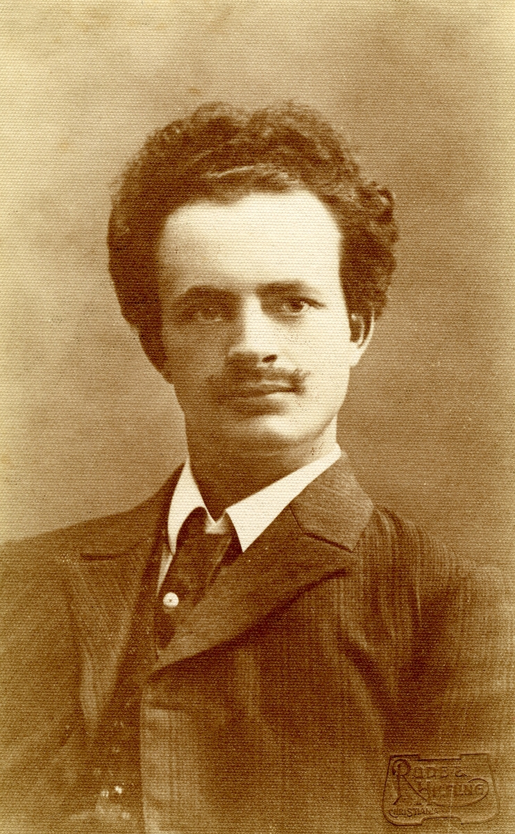 Portrett av Haakon Garaasen (6/7 1887 - 1957)