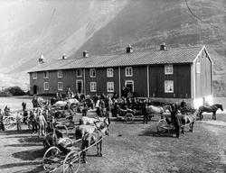 Gravferd. Stor-Fale. 
Gravferda til Peder Olsen Fahle 28.5.1