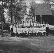 Konfirmandgrupp, Skaga kyrka, 15/8 1965. Neg finns.