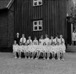 Konfirmandgrupp, Forsviks kyrka, 20/5 1967. Konfirmandlärare: Arvid Ullerback. Neg finns.