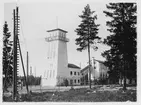 Lave och skrädverk av armerad betong vid Kronprins Gustaf Adolfs schakt i Morbergsfältet, Norberg. Anläggningen utfördes mellan 1915-1916.