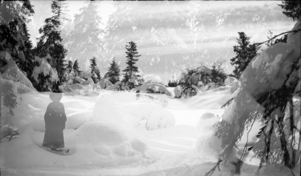 Rikard Berges fotoarkiv. Portretter, gruppebilder, landskap, fjellturer.