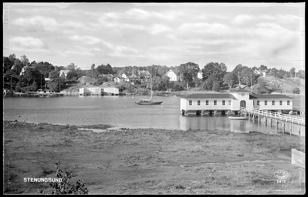 Motiv från Bohuslän ur bildsamlingen efter fotograf Carl Alfred Träff.