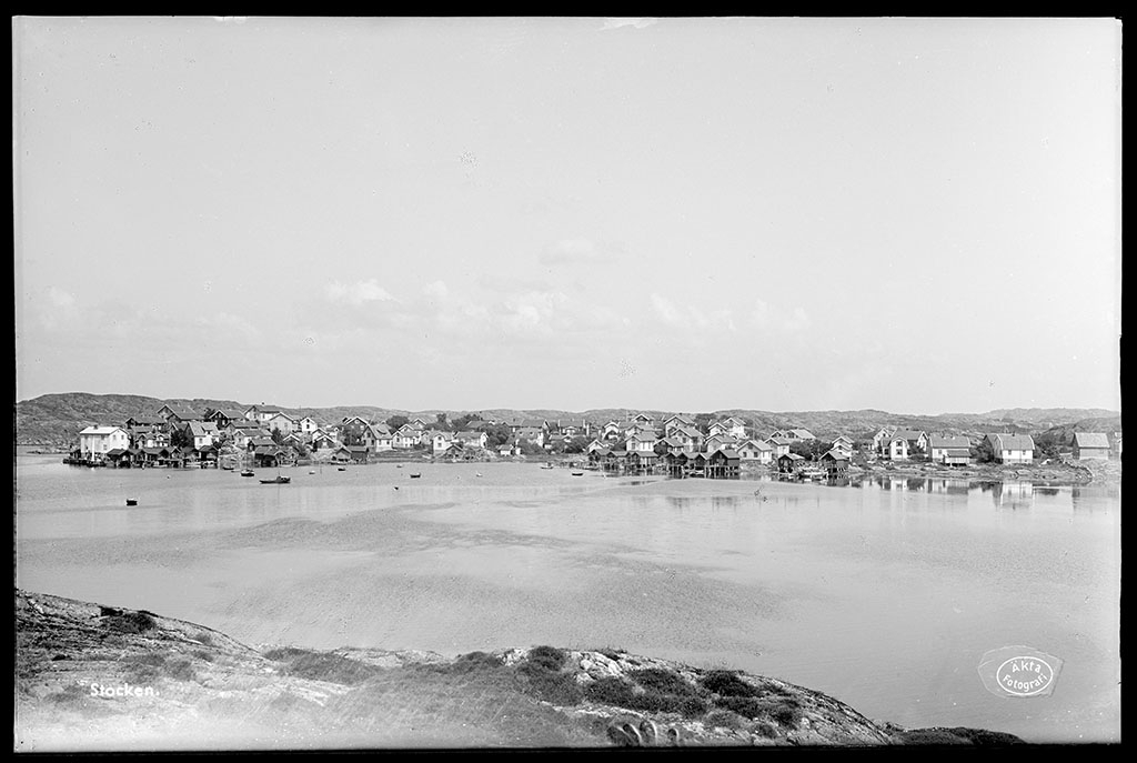 Motiv från Bohuslän ur bildsamlingen efter fotograf Carl Alfred Träff.