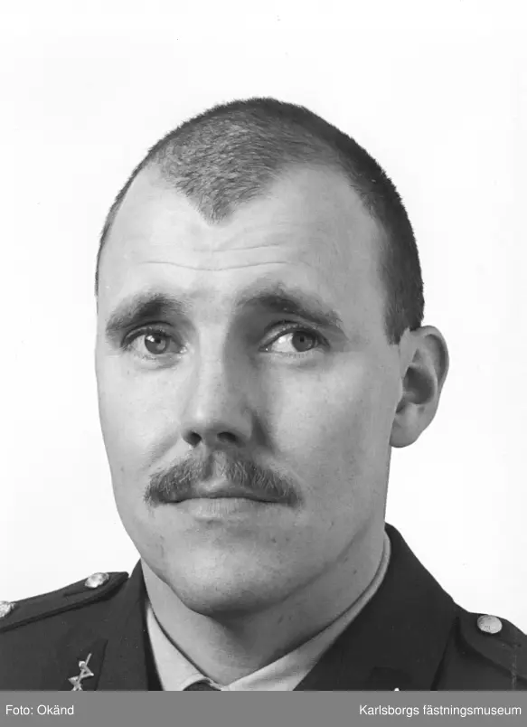 Jonas Edman, kompanichef på S2 under 1990-talet. Gåva från S:2 1997