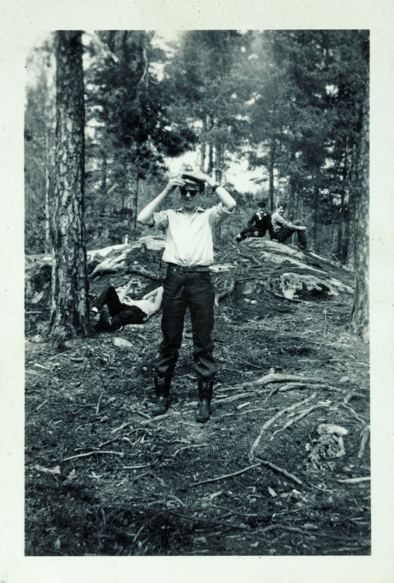 F.v. Roger Johansen, Erik Jacobsen, Tor Pedersen og Borgar Larsen på tur i Østmarka.