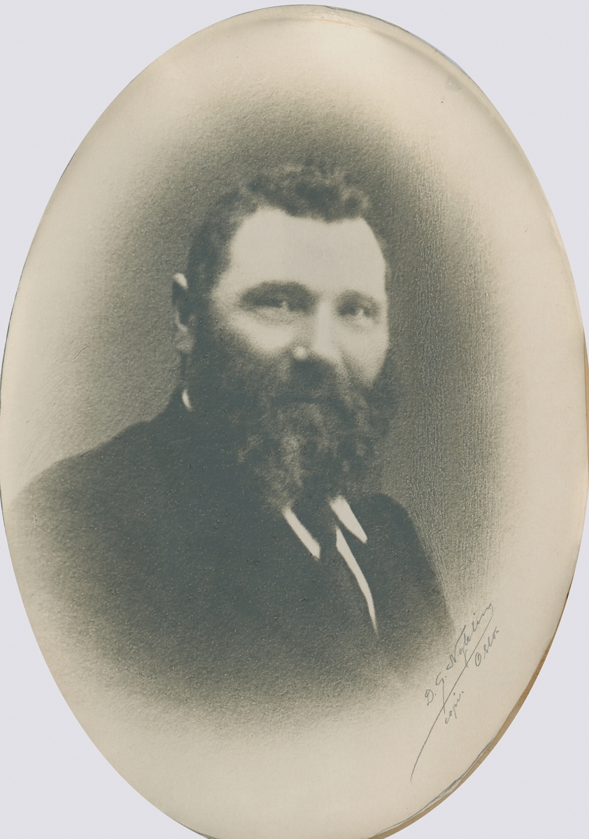 Portrett av Isak Rogde.
