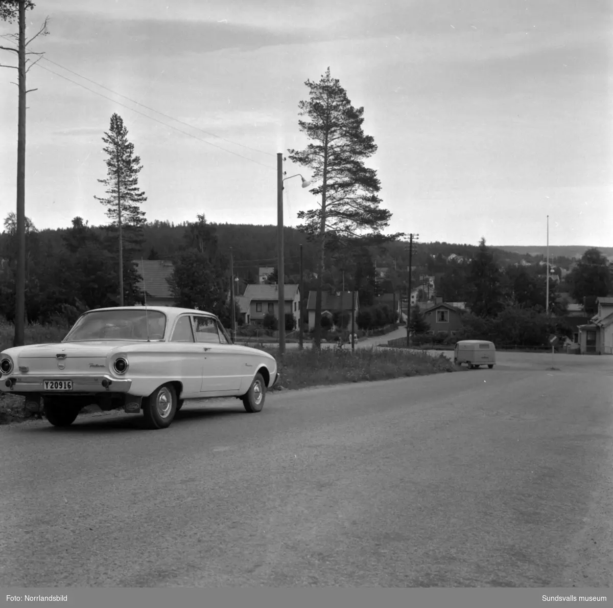 Farliga gatukorsningar, fotograferat för polisen i Skön. 1: Hagavägen/Tegnergatan/Noragatan. 2: Okänt. 3: Tjädervägen/Medborgargatan. 4: Korstavägen/Ortviksvägen.