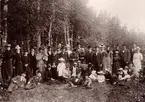 Gruppbild från Kohlsva Bruk (Kohlswa Bruk), Västmanland, 1900.