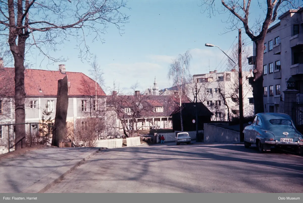 gateløp, Lille Frogner gård, boligblokker, biler
